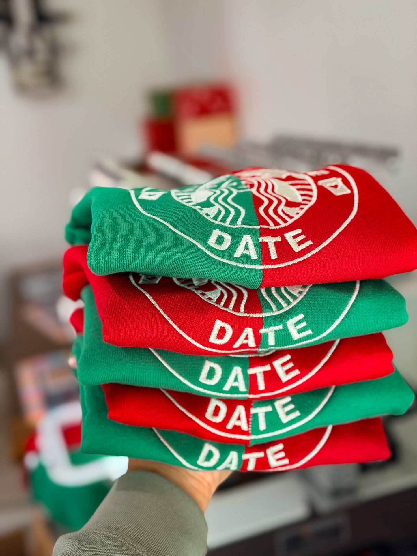 Mama’s Coffee Date Split Crew