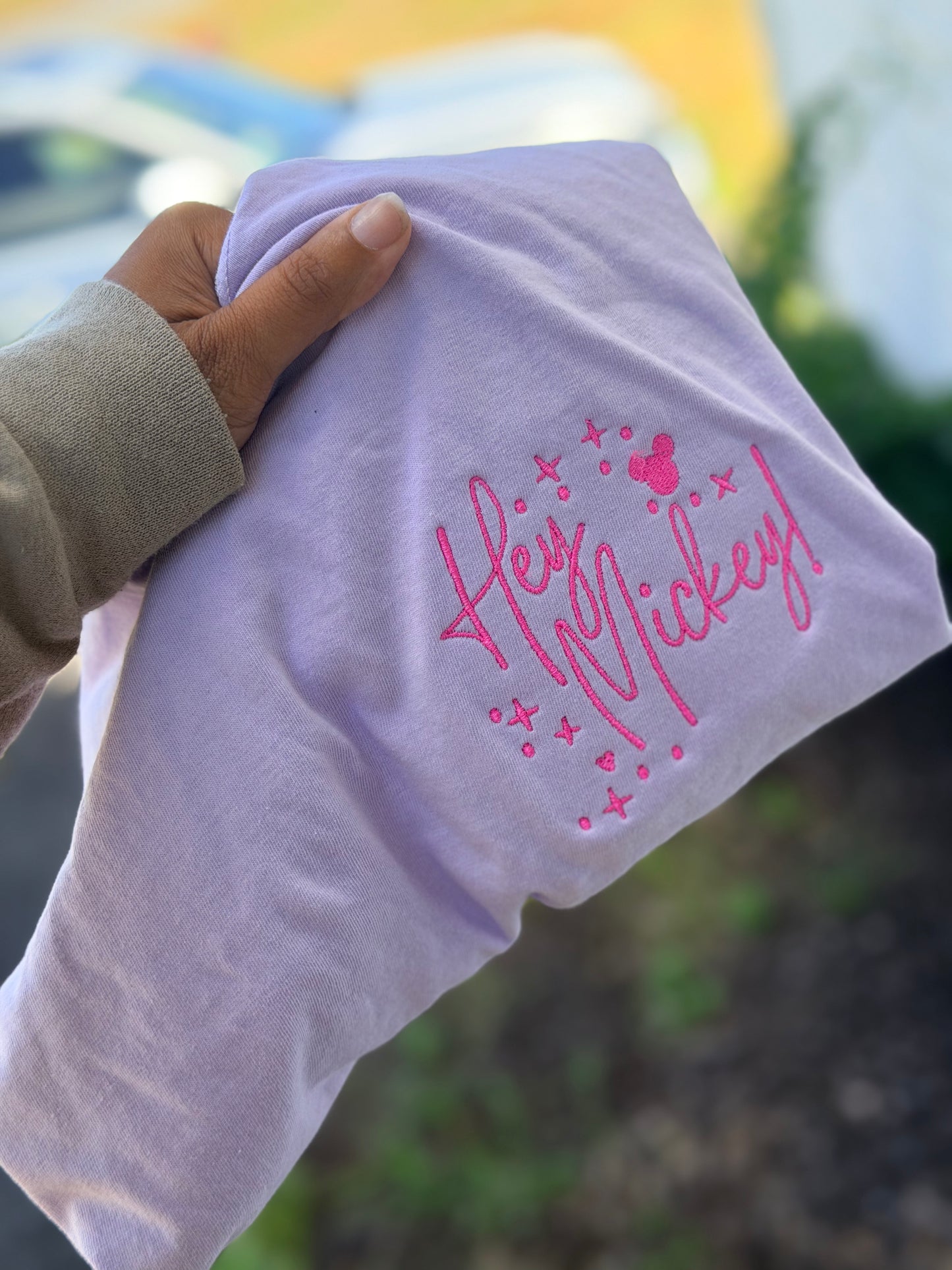 Hey M i C k E y Tee